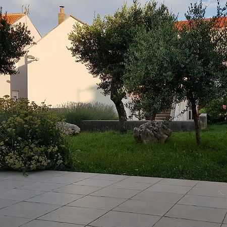 Sobe Zeneral Otel Novalja Dış mekan fotoğraf